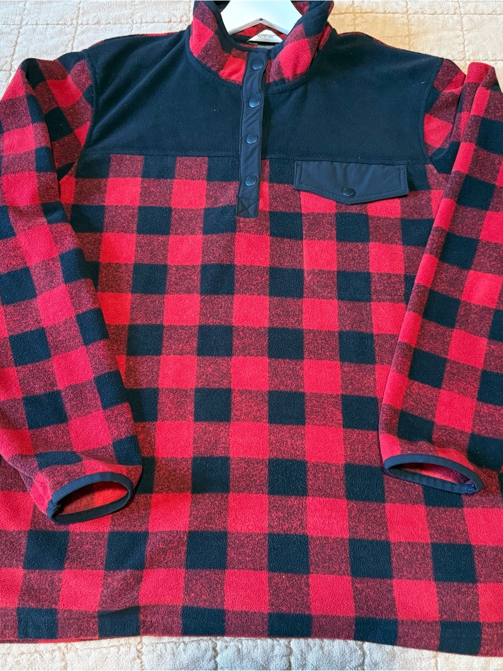 Eddie Bauer Red and Black Buffalo Plaid Pullover fleece with pockets
